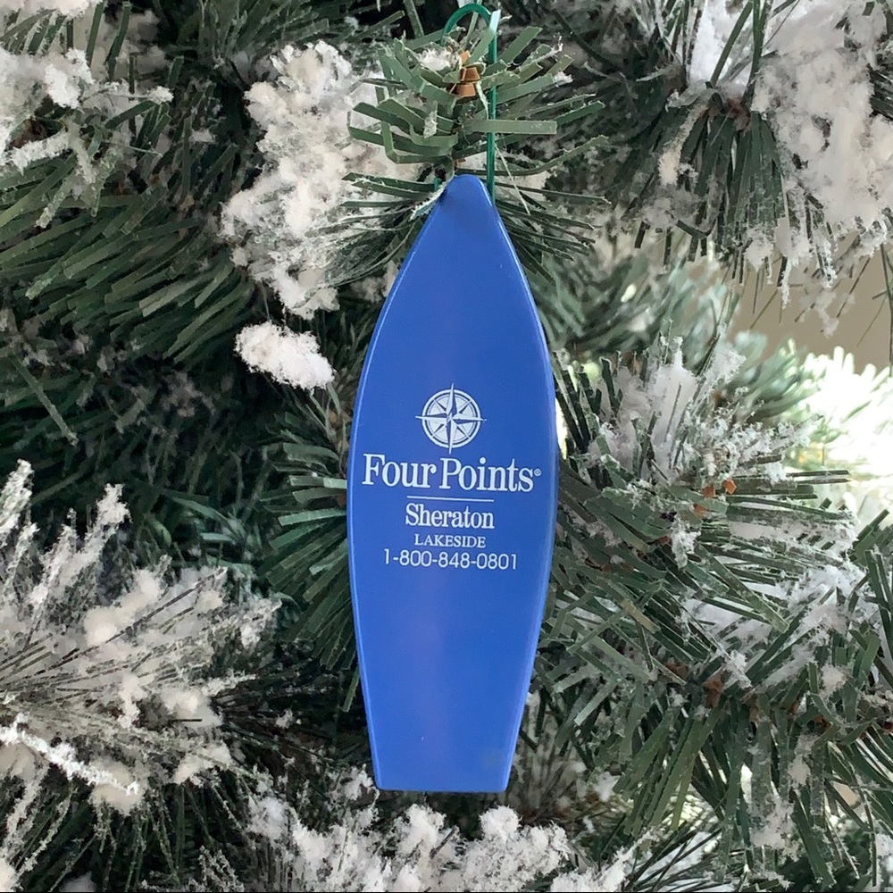 FOUR POINTS SHERATON🎄Vintage Ornament Keychain